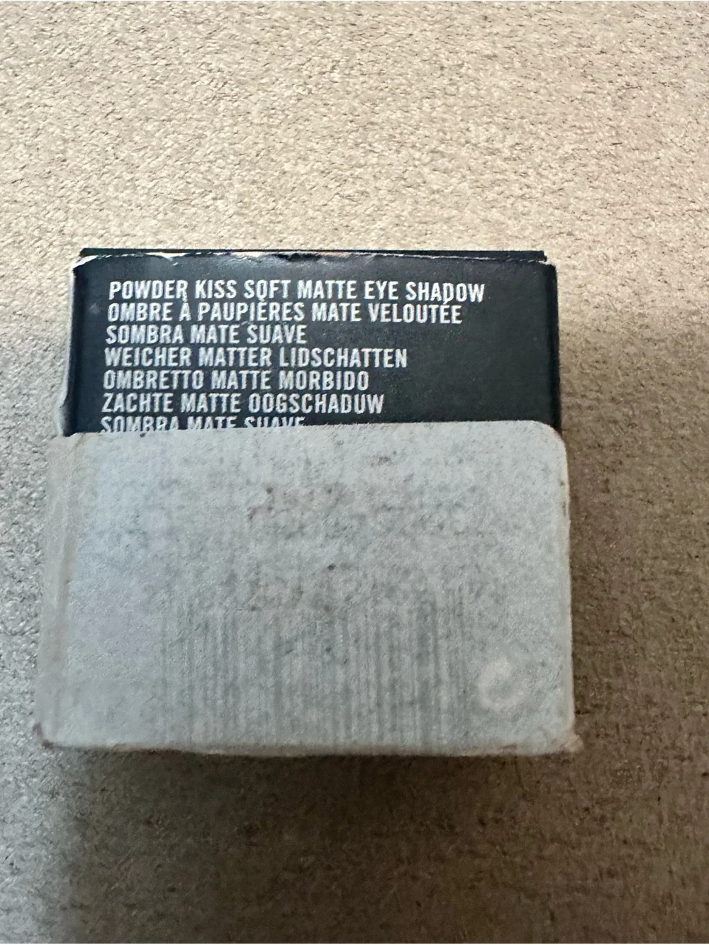 MAC Cosmetics Powder Kiss Soft Matte Eyeshadow - Coral Pink